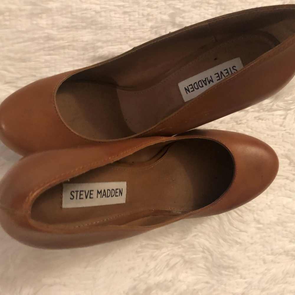 Leather wedges